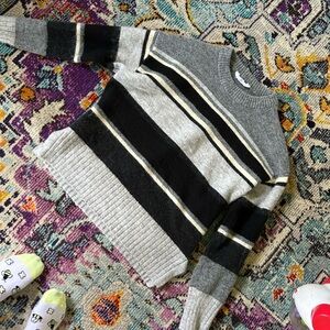 True & Co. Gray Ribbed Knit Sweater